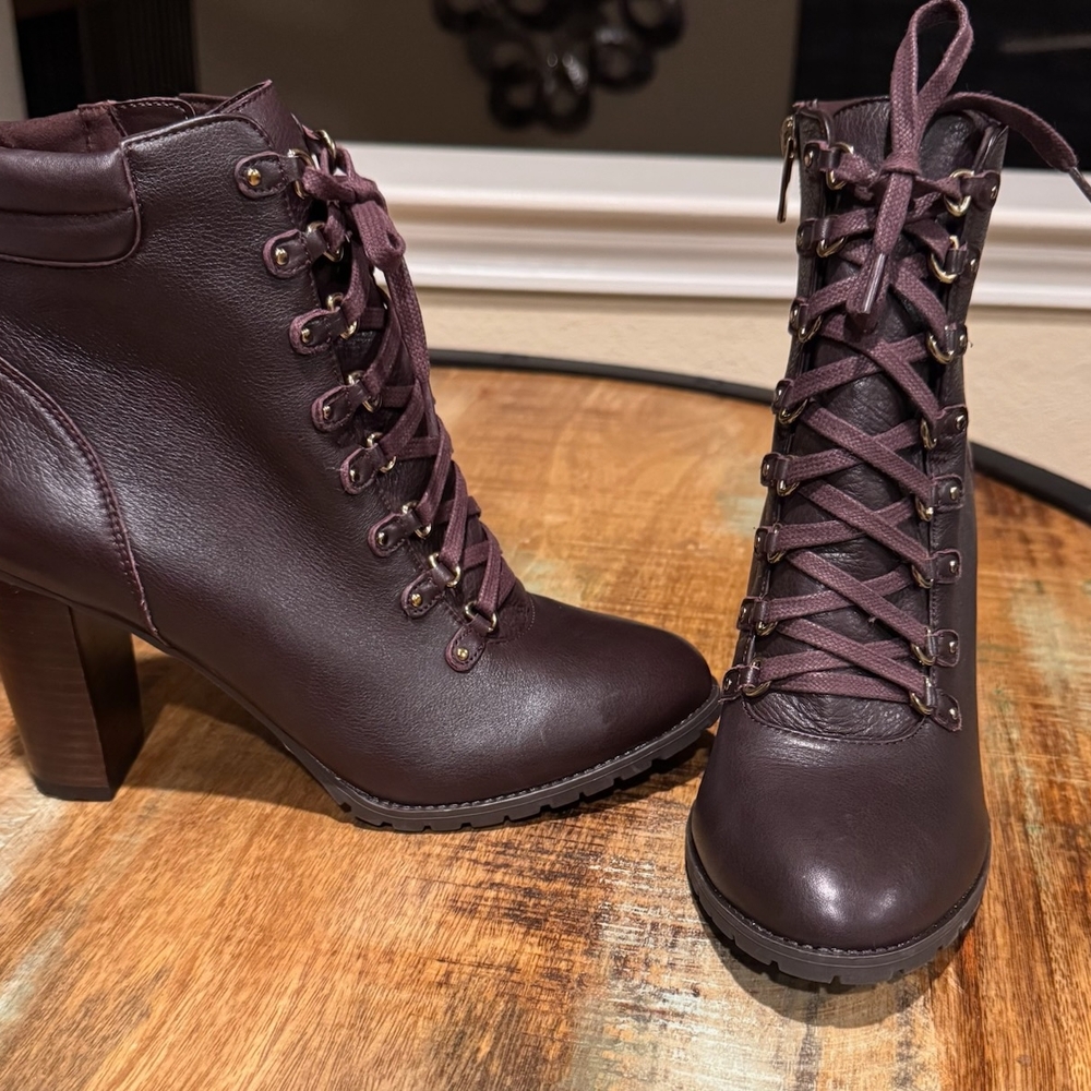 ANTONIO MELANI Dark Brown Lace-Up Boots